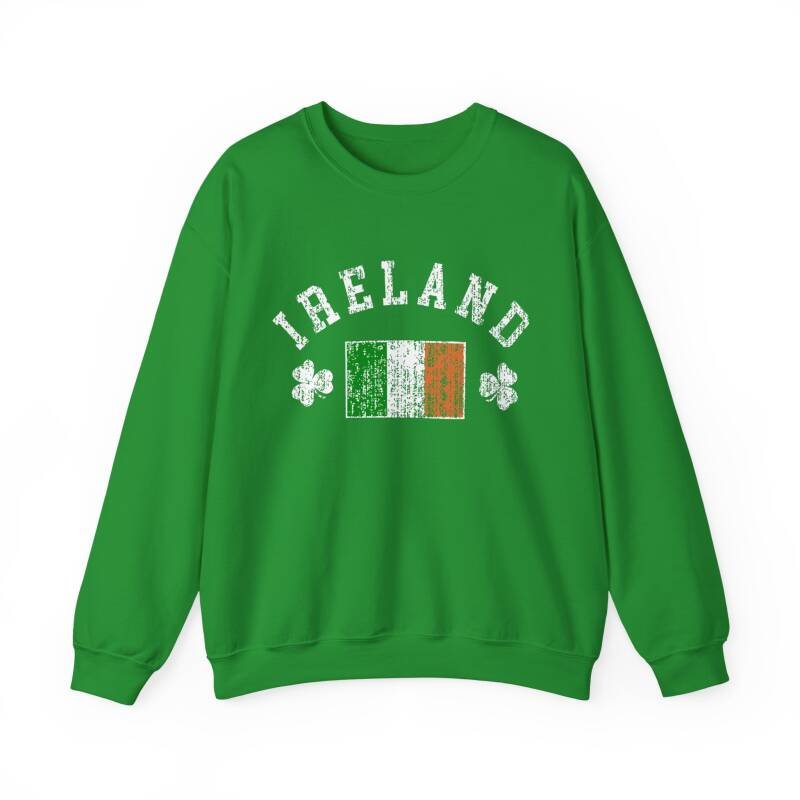 Ireland Shamrock & Flag Sweatshirt – Classic Irish Pride Unisex Crewneck